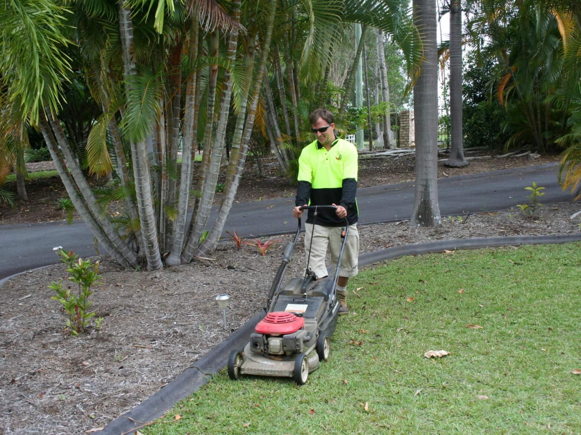 Lawn Mowing Business in Brisbane