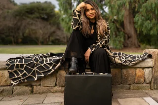 The Power of Online Branding in a Noisy Market