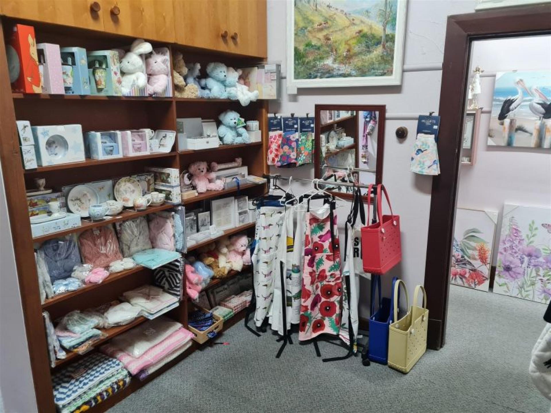 Tourist Hotspot Toy Store 680175 3