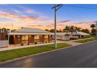 Freehold Motel & Restaurant Investment with Long-Term Lease