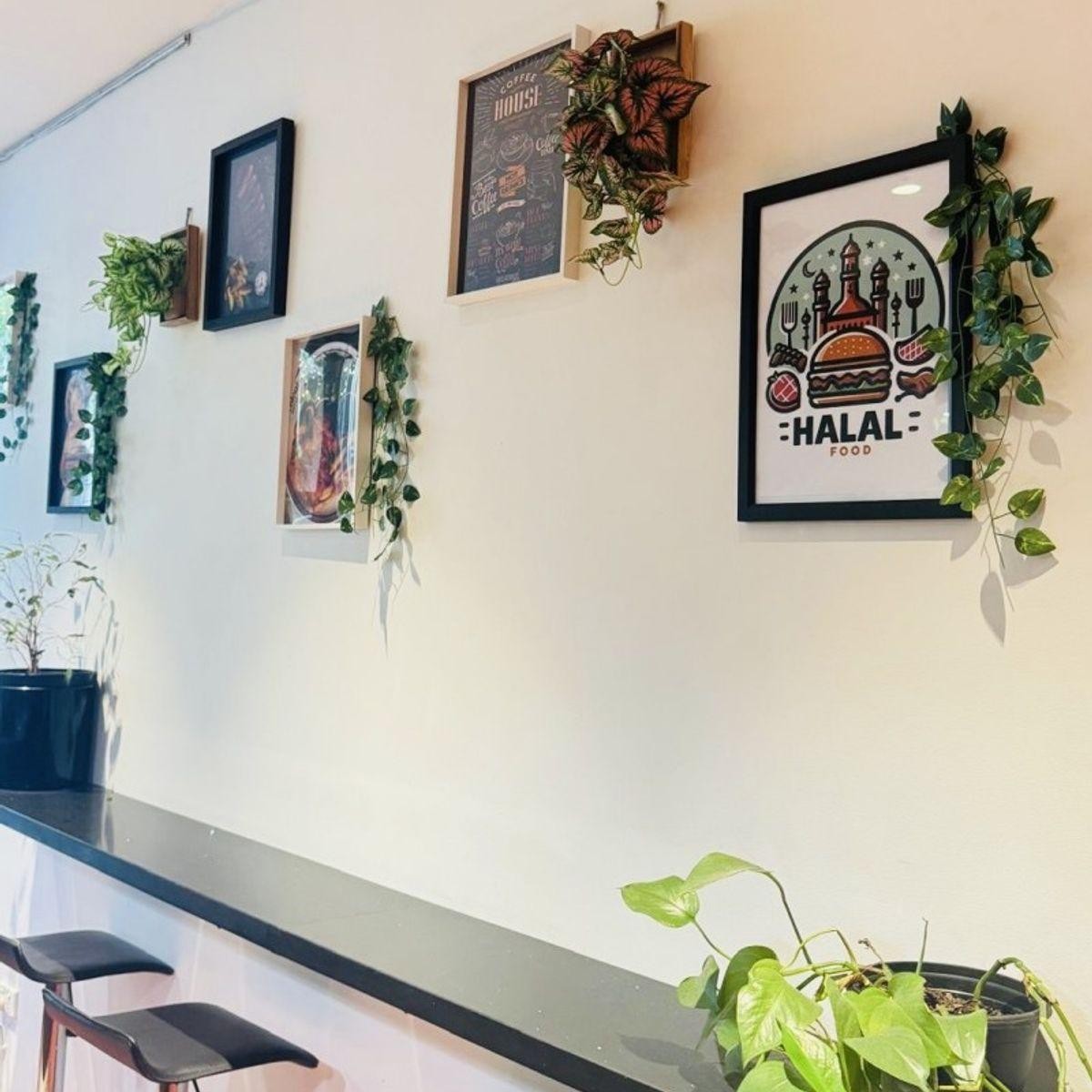 Turnkey Cafe & Restaurant 680988 1