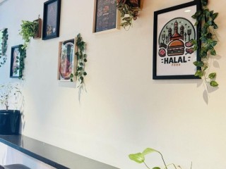 Turnkey Cafe & Restaurant Business For Sale - Prime Melbourne CBD - VIC Location - Strong Weekly Turnover of $14,000-$15,000 - Fully Equipped - Expans