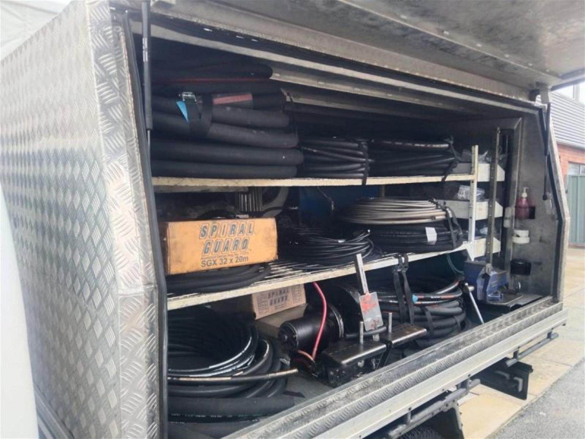 Established Mobile Services High 677069 2