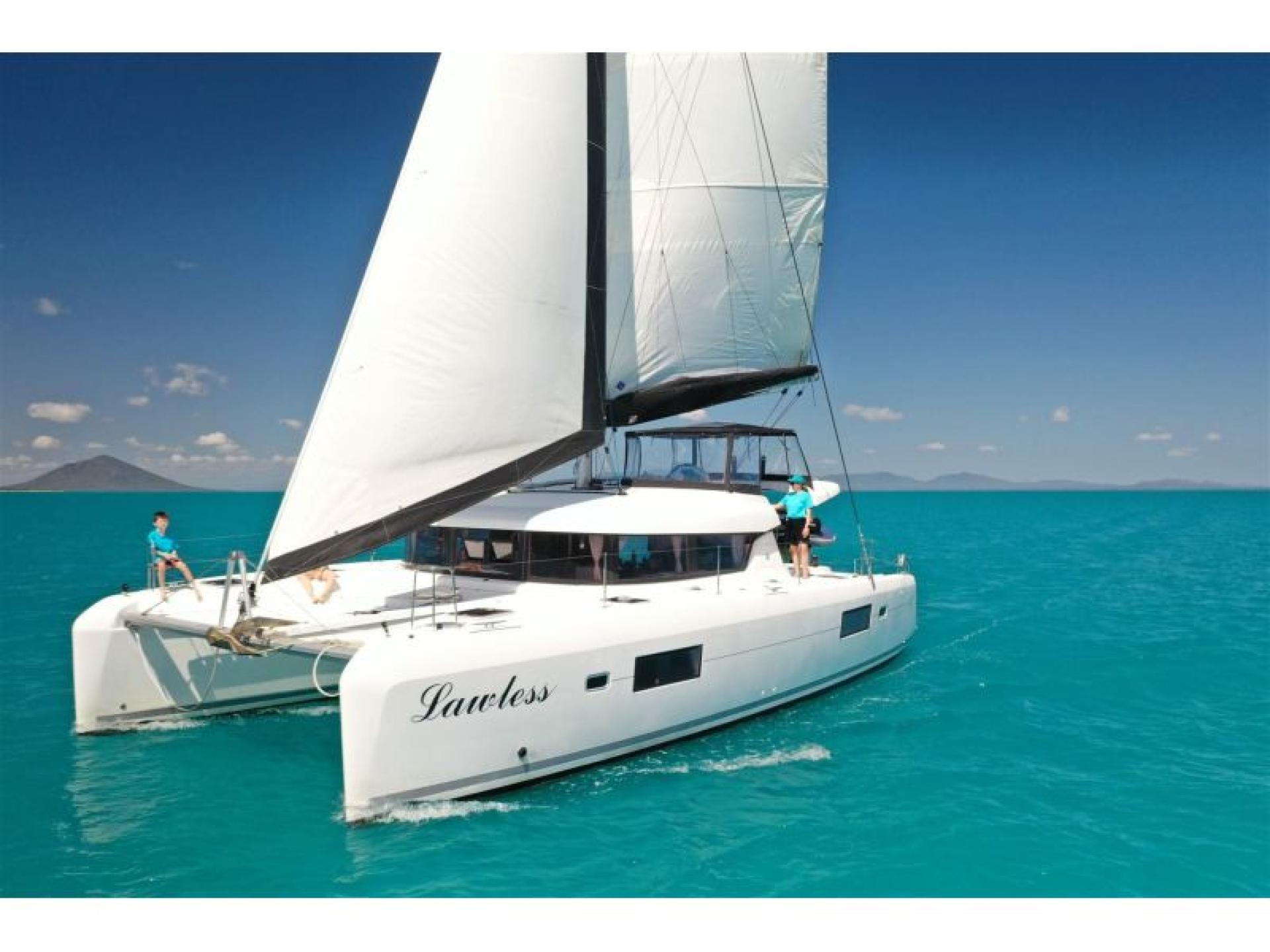 Queensland's Most Awarded Bareboat 674611 2