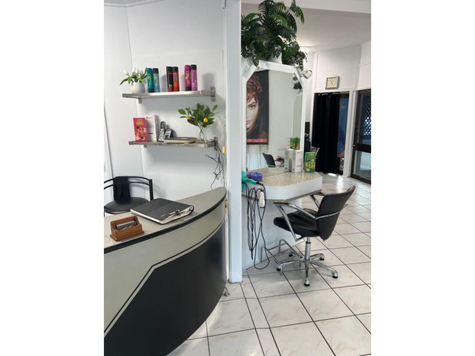 Fully Booked Hair Salon 680268 2