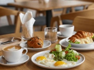 Thriving Cafe / Coffee Shop -Takeaway Business for Sale - Iconic Surfers Paradise Shopping Mall Location -Over$1M Gross Turnover - Always Busy - New f