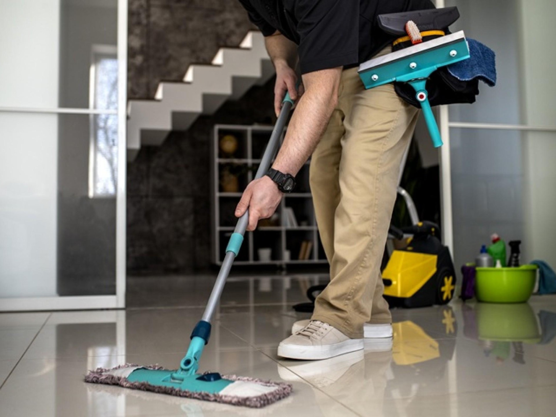 Premium Commercial Cleaning & 680682 3