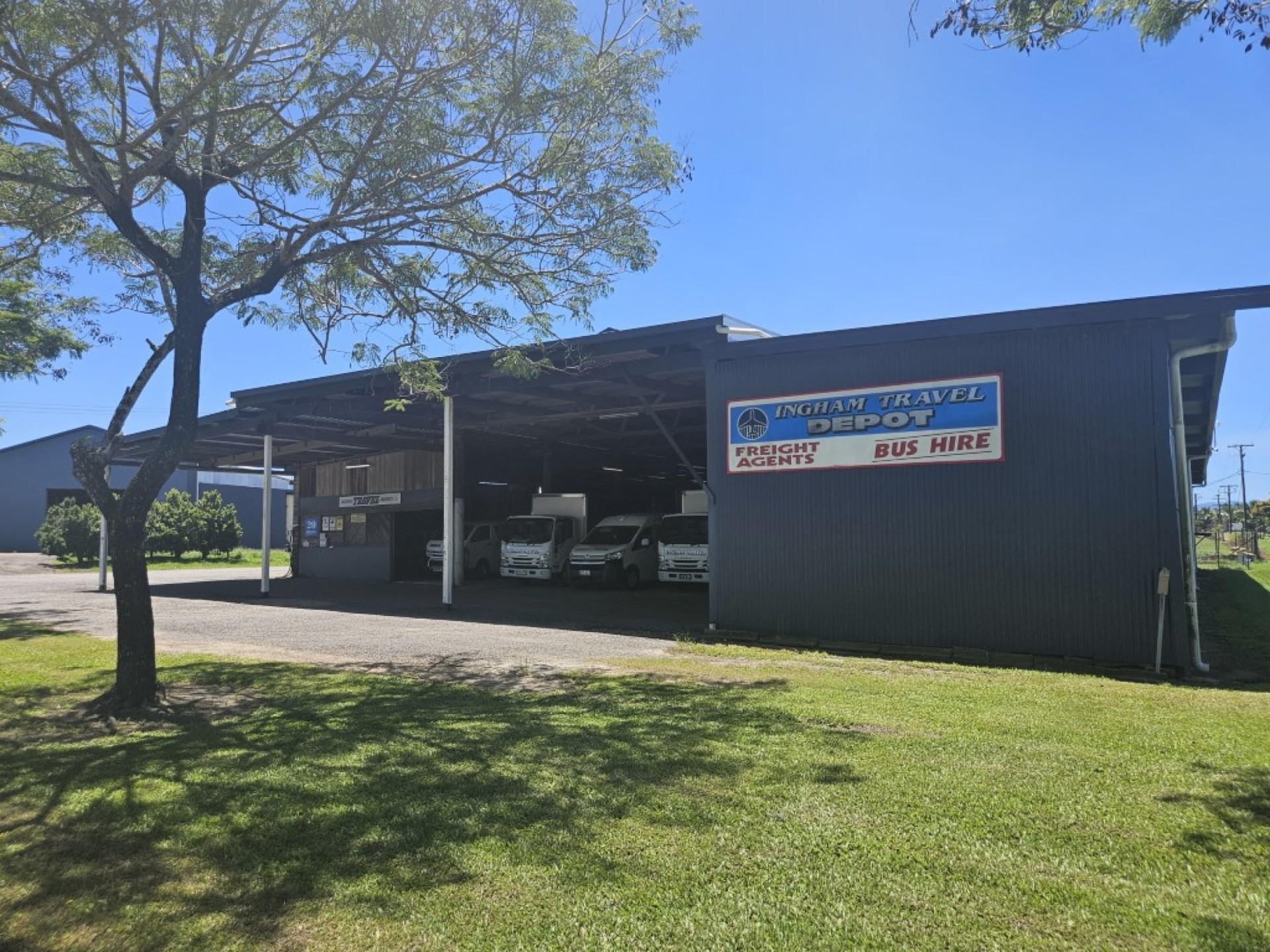 Ingham Freight Company - 682151 1