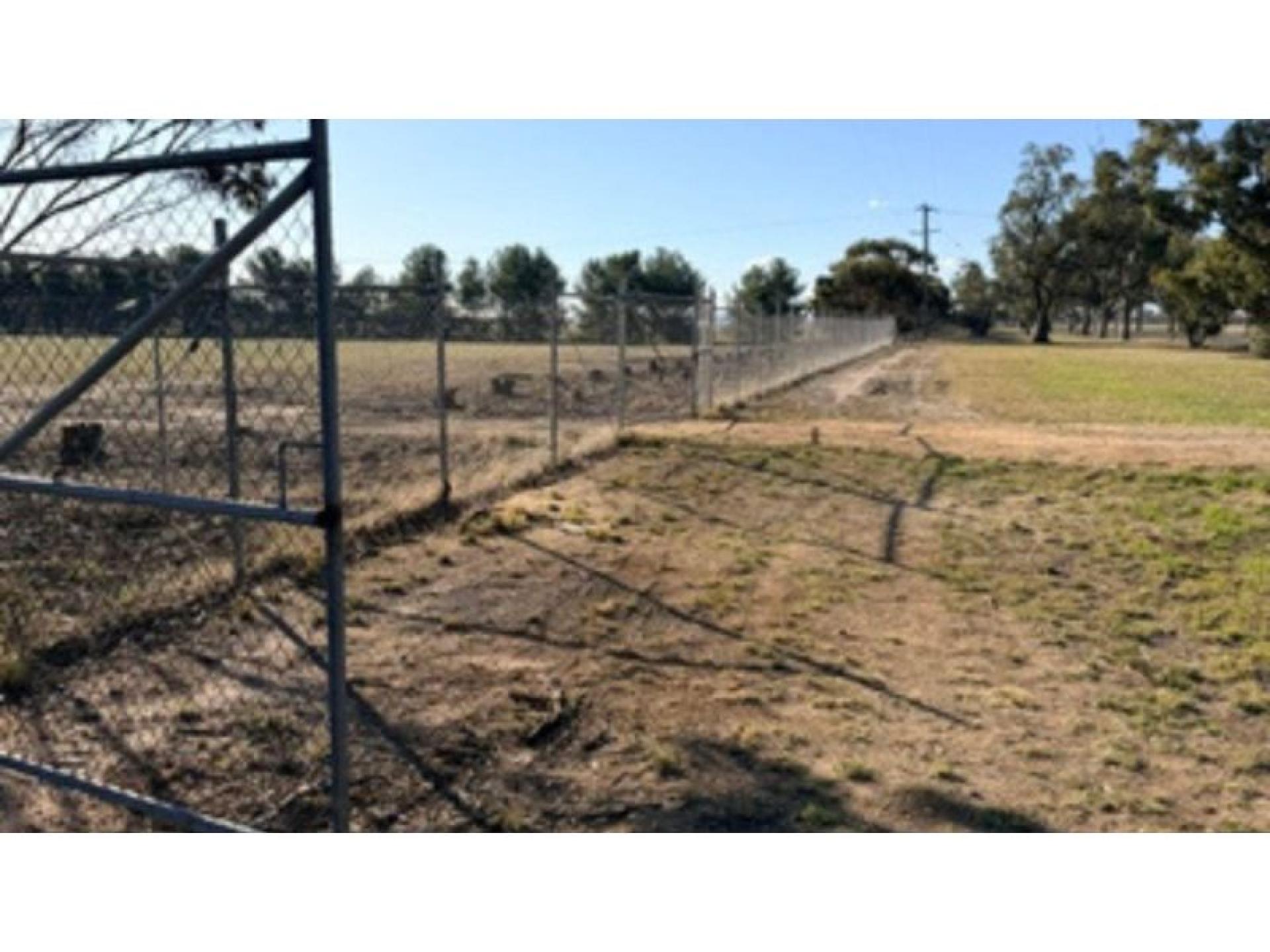 Prime Highway Frontage Development 685792 1