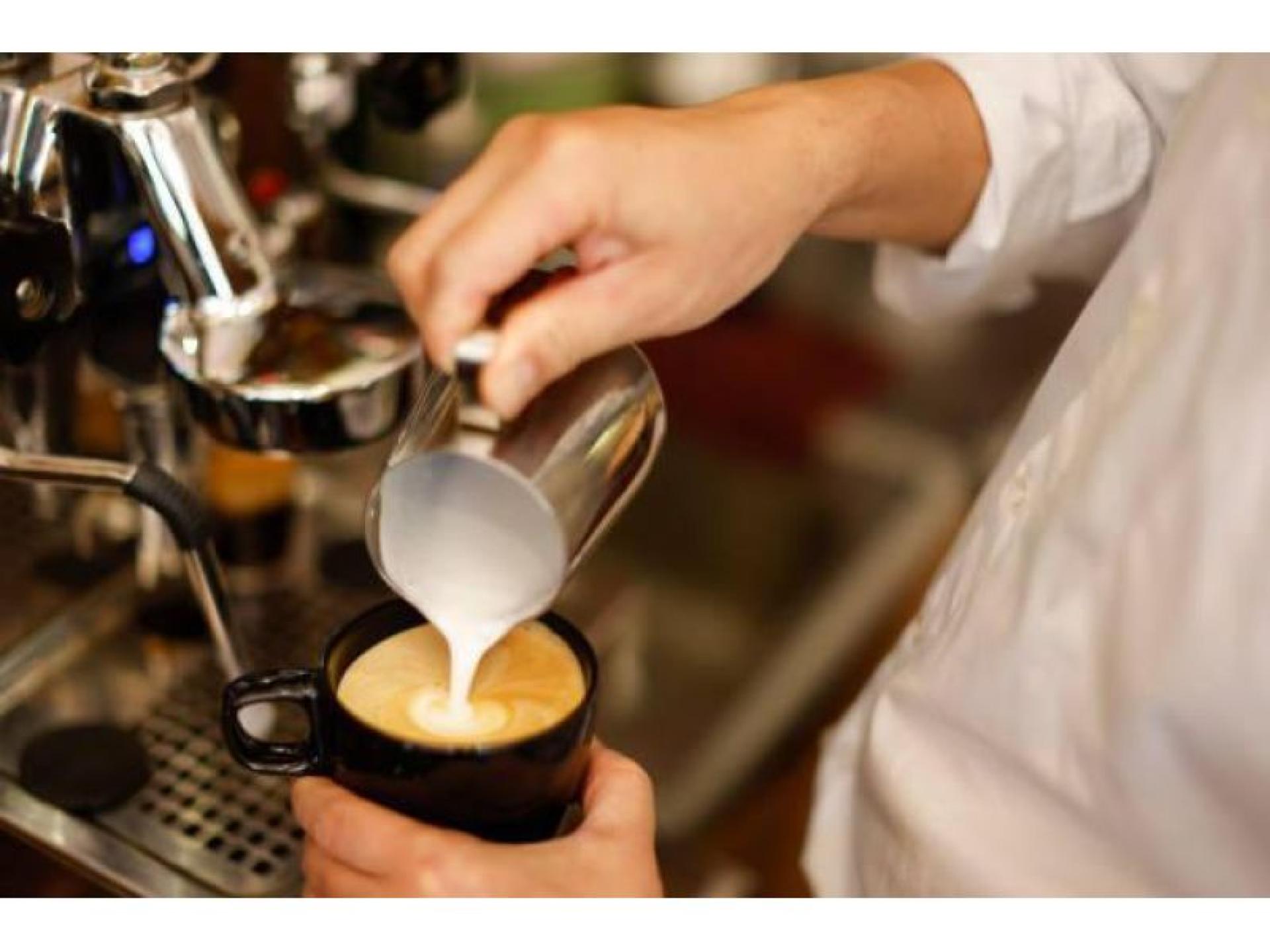 Outstanding 5 Star CafÉ 686159 1