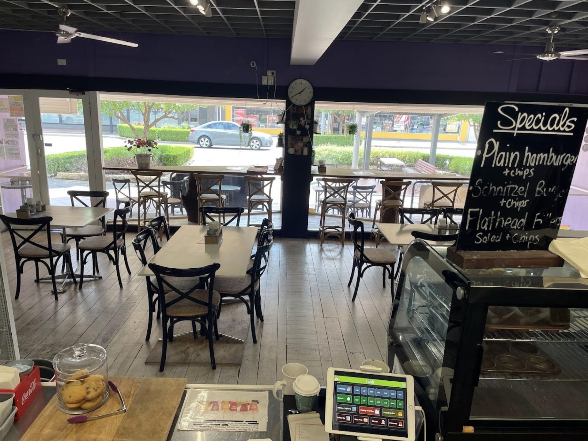 Coffee/sandwich/ Takeaway Cafe In 677368 3