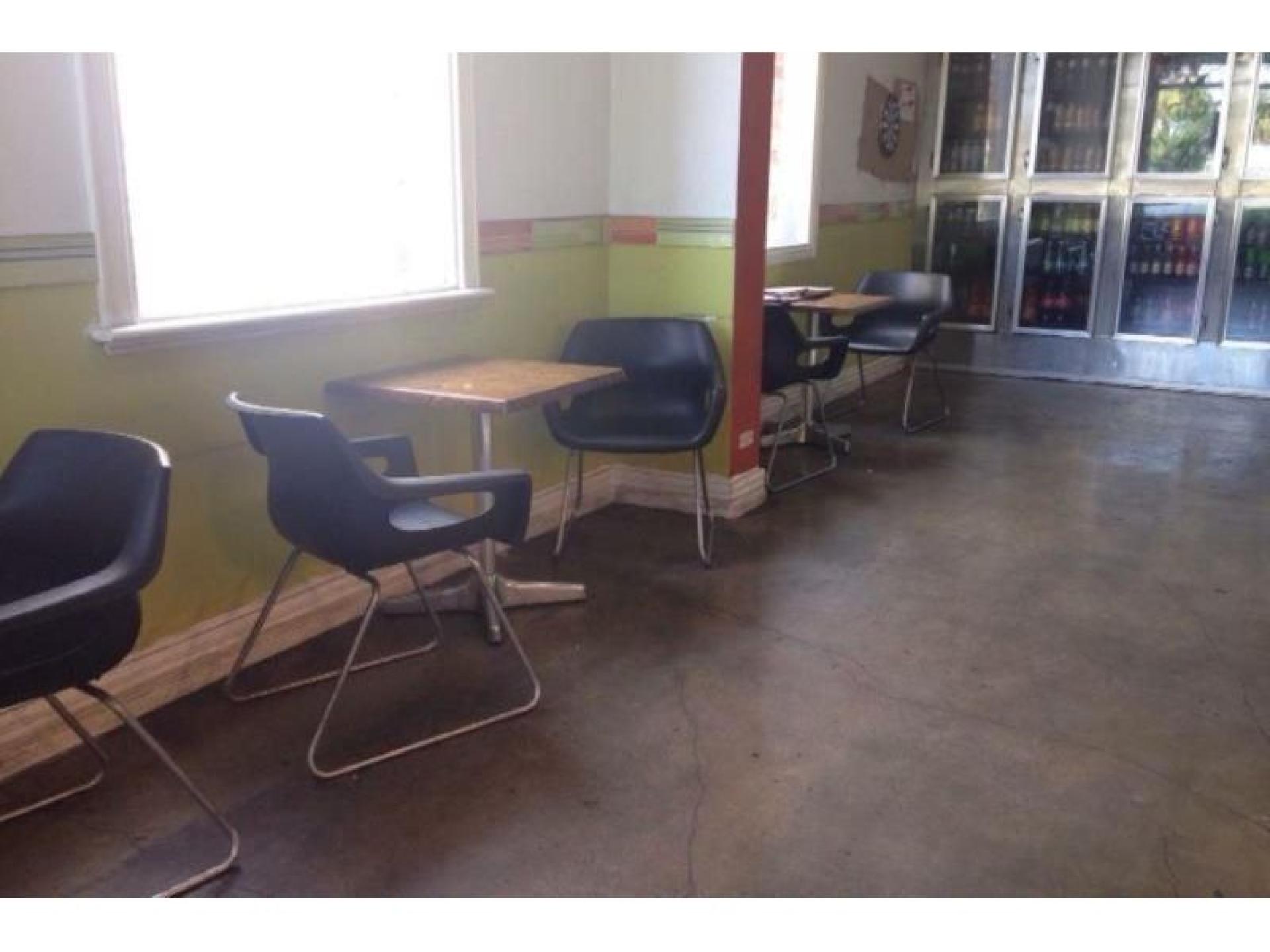 Chicken On Queens – 677426 3