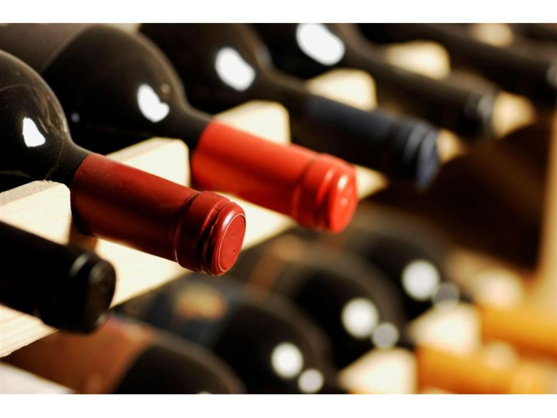 Bottle Shop / Tattslotto 681501 1