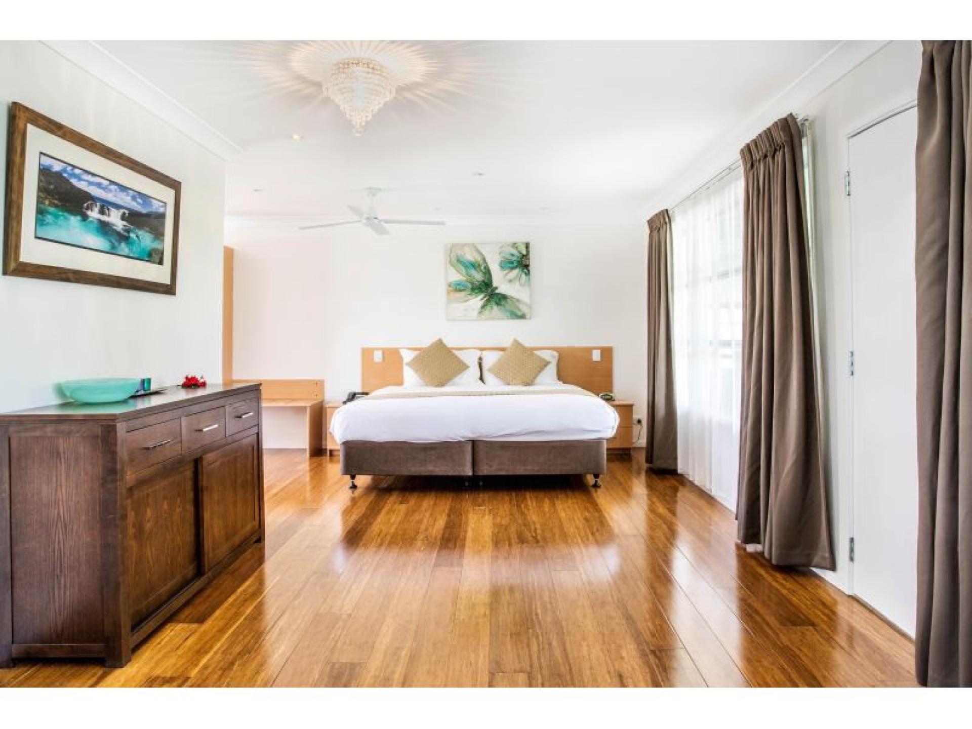 Freehold Island Resort Established 678042 2