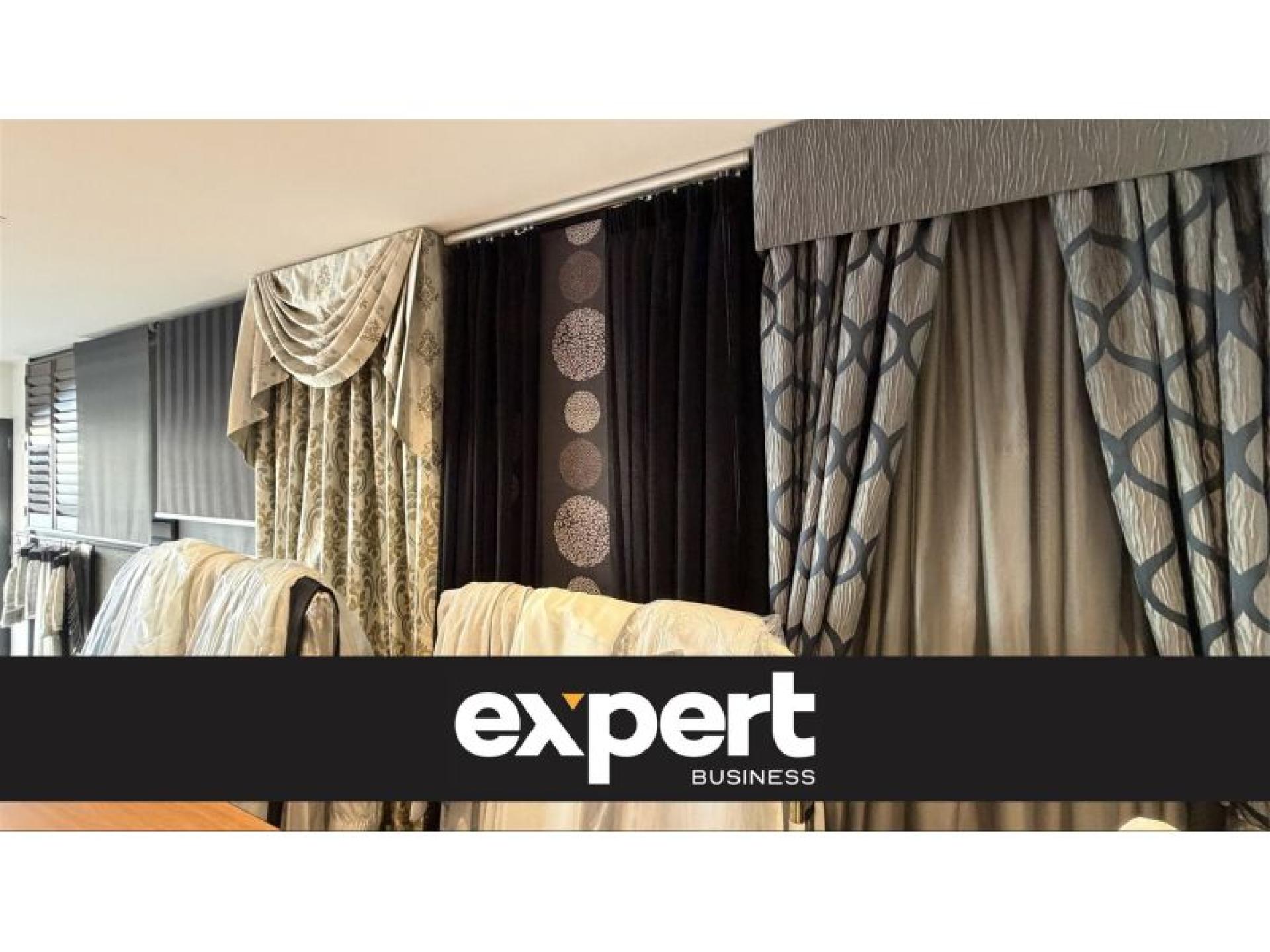 42 Years+ Curtains & 682574 1