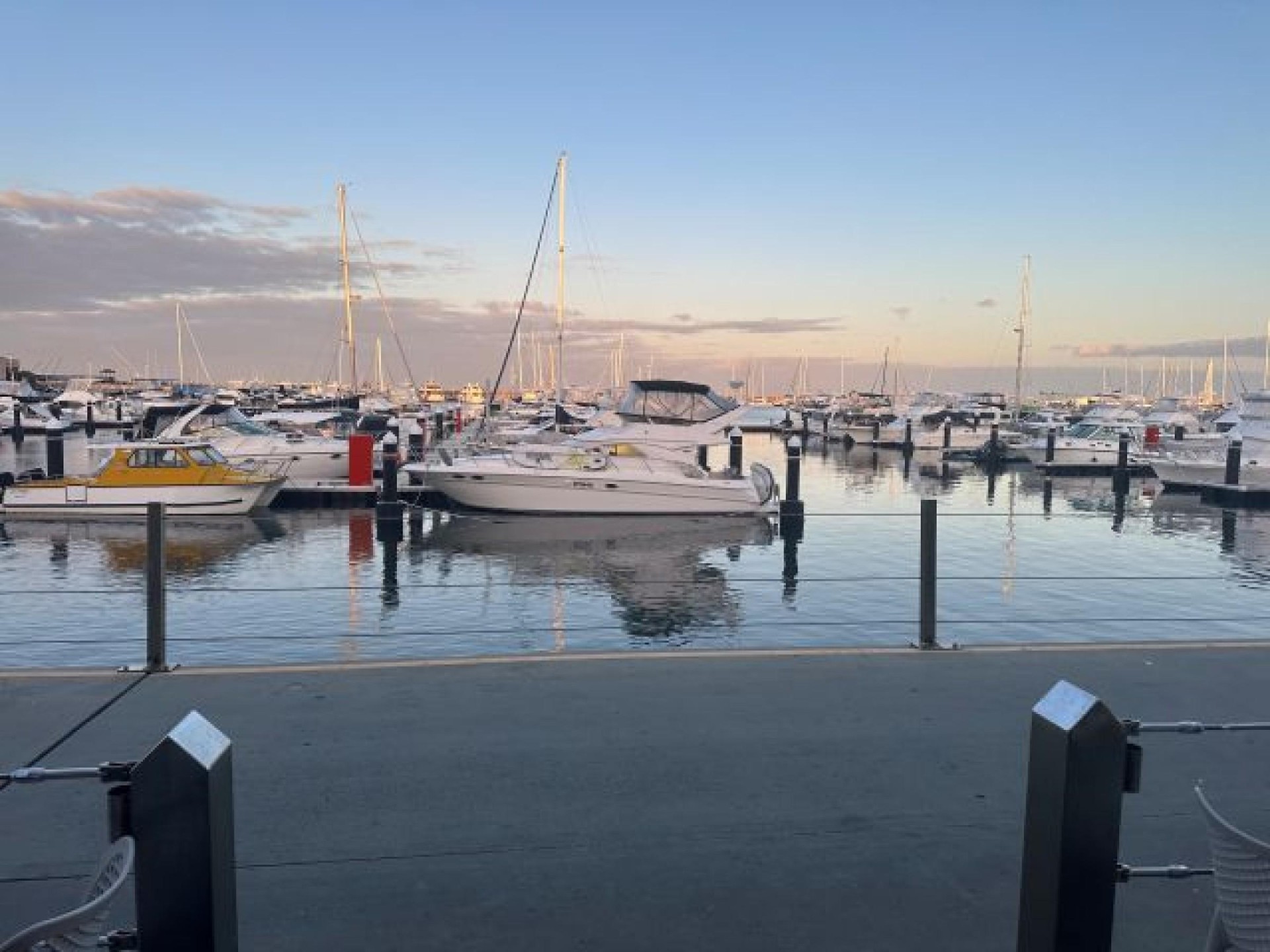 Prime Waterfront Restaurant – 681276 1