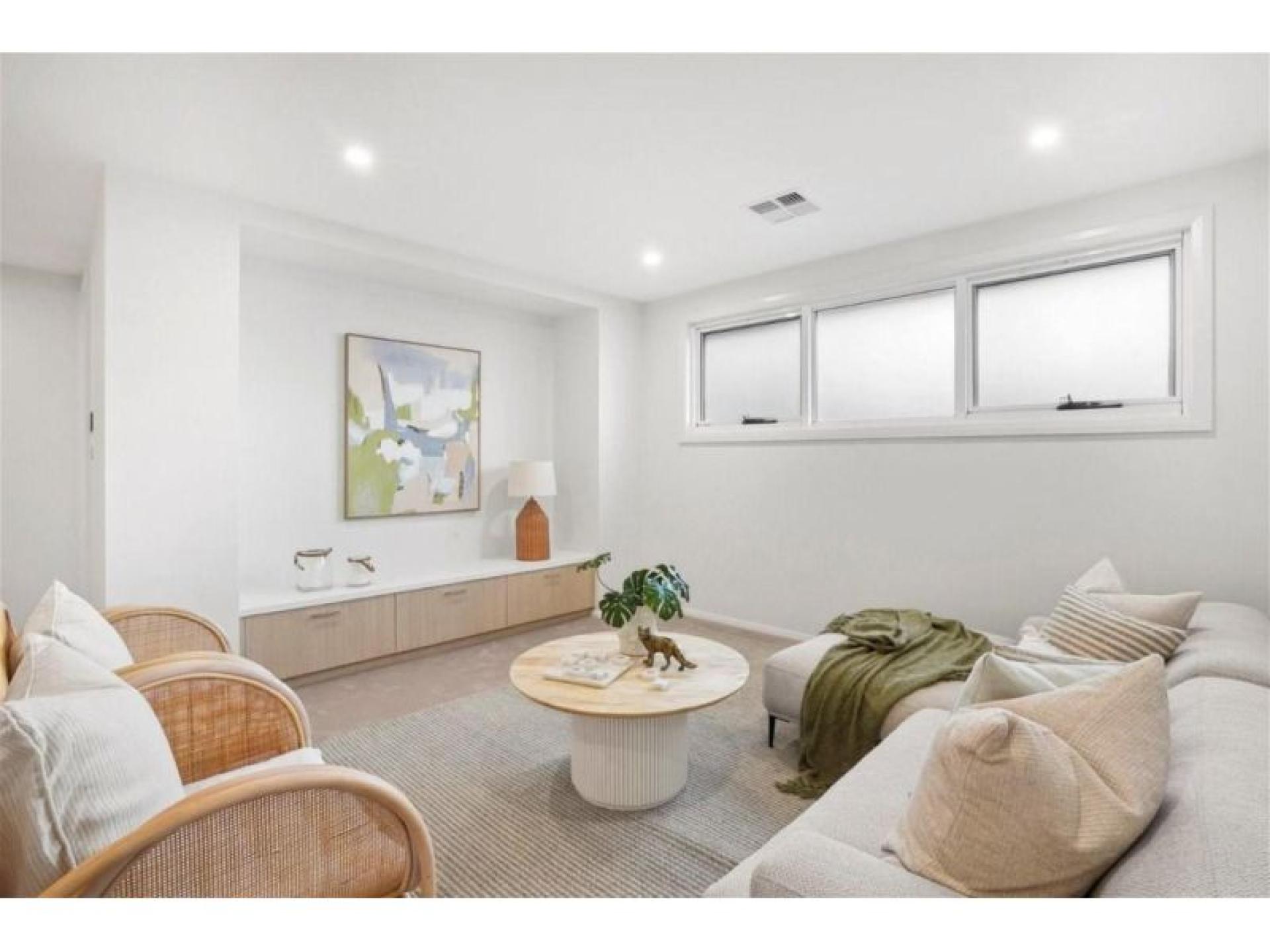 Highly Respected Property Styling 667630 1