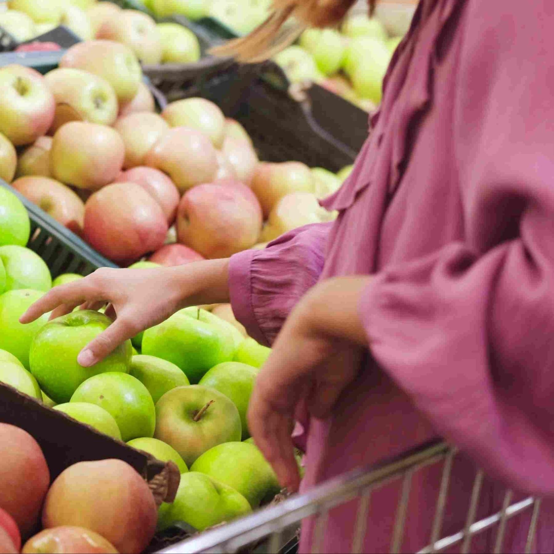 High-volume Fresh Produce & 678069 2