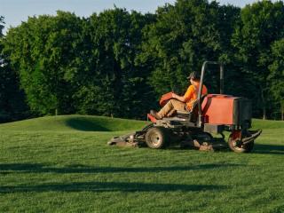 Longstanding Lawn Mowing & Gardening Business, Stable Income