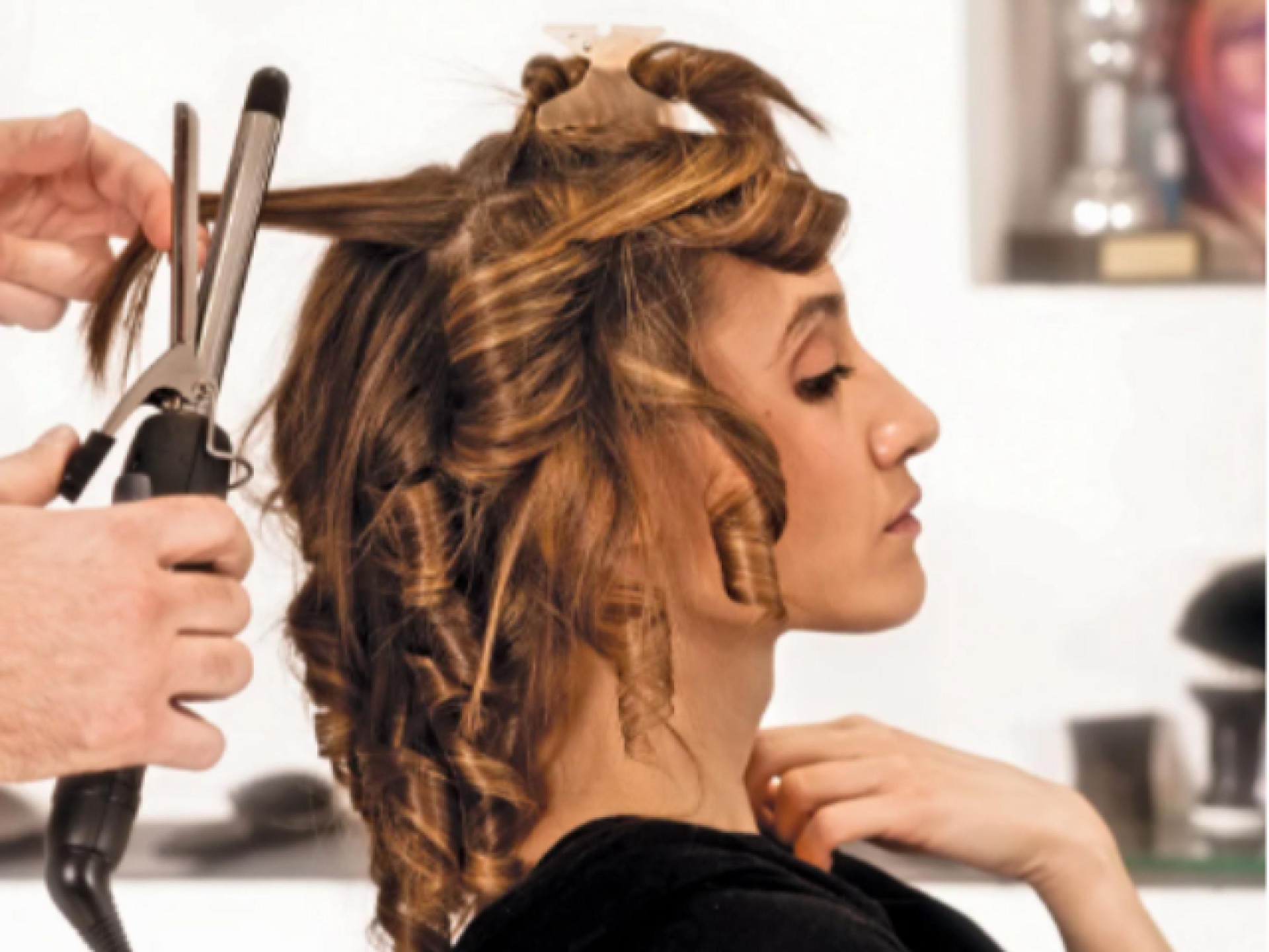 Thriving Hair & Beauty 678975 3