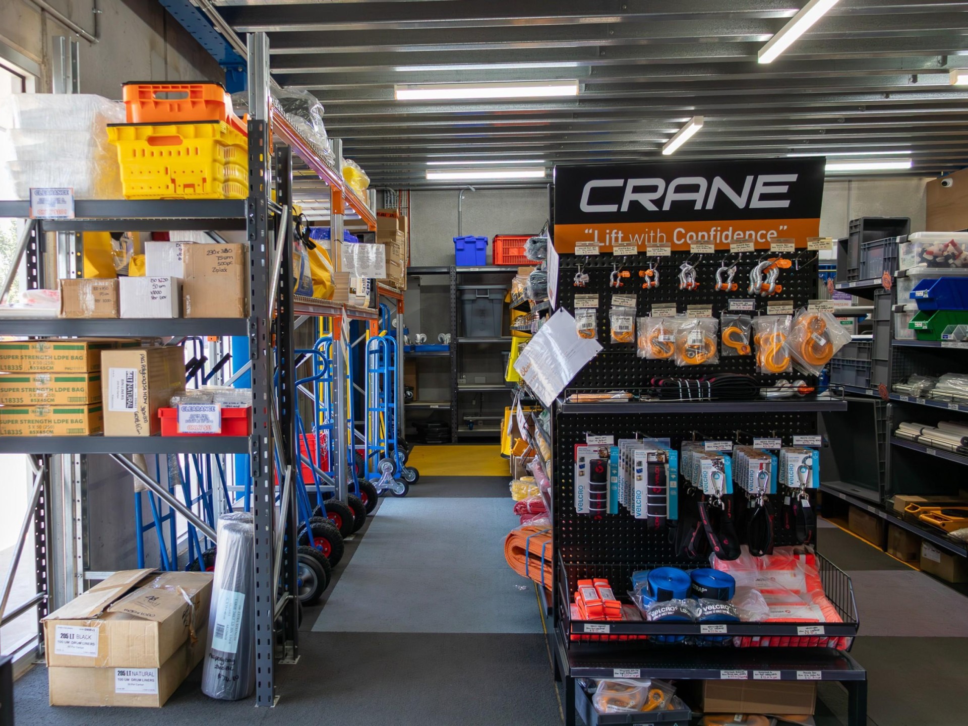 B2b Materials Handling & 678096 3