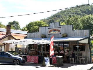 Freehold Coffee shop & General Store + rear 4BR residence + flat