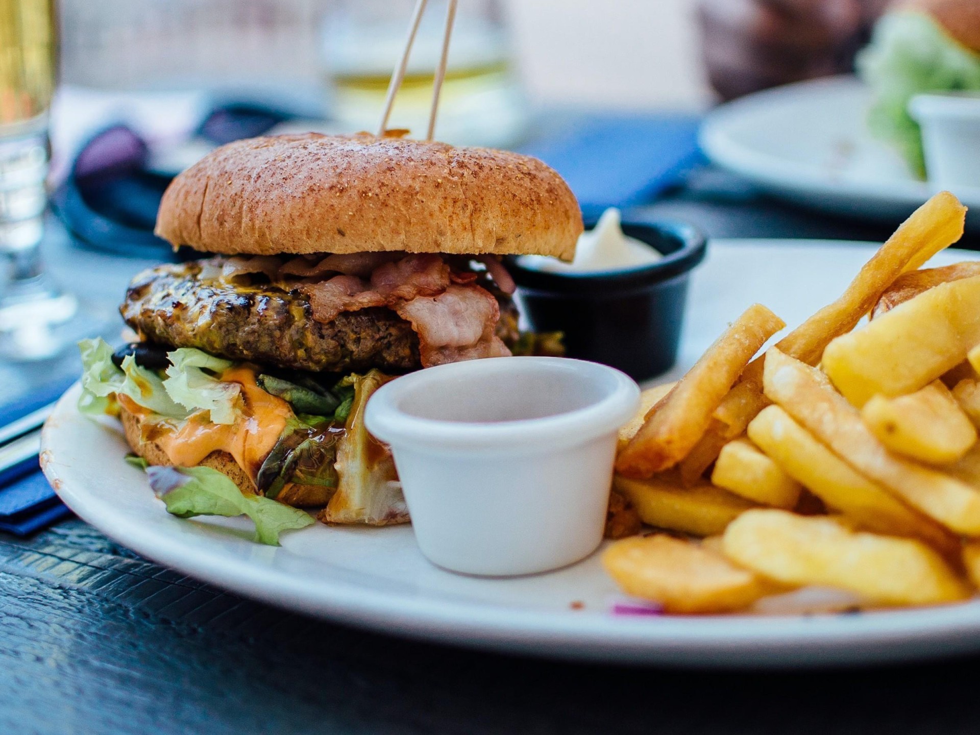 Profitable Café / Restaurant 679557 2