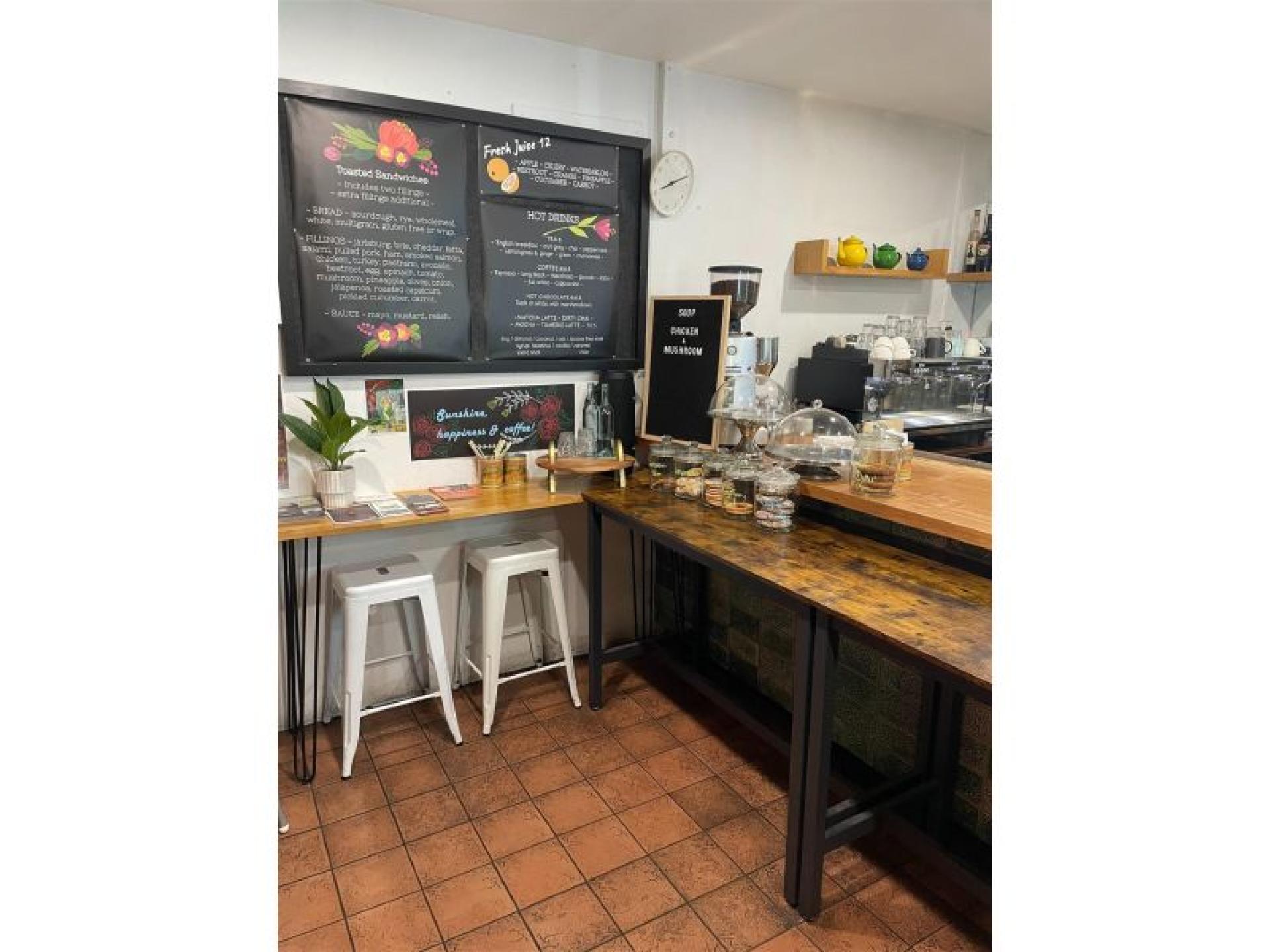 Iconic Salamanca Cafe & 684407 3