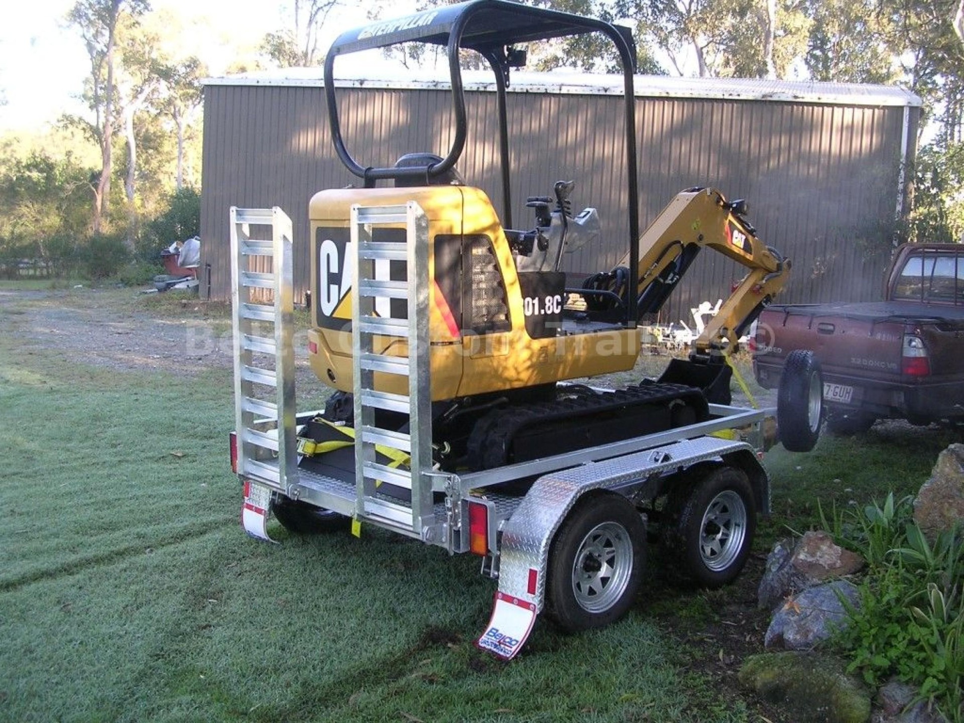 Established Import / Manufacture 680392 3