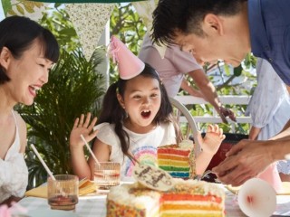 Glenmore Park. Time for Cake? It's your turn for The Cheesecake Shop