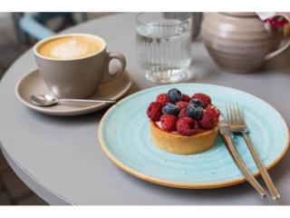 CHARMING BOUTIQUE CAKE & COFFEE SHOP IN THE HEART OF HEALESVILLE