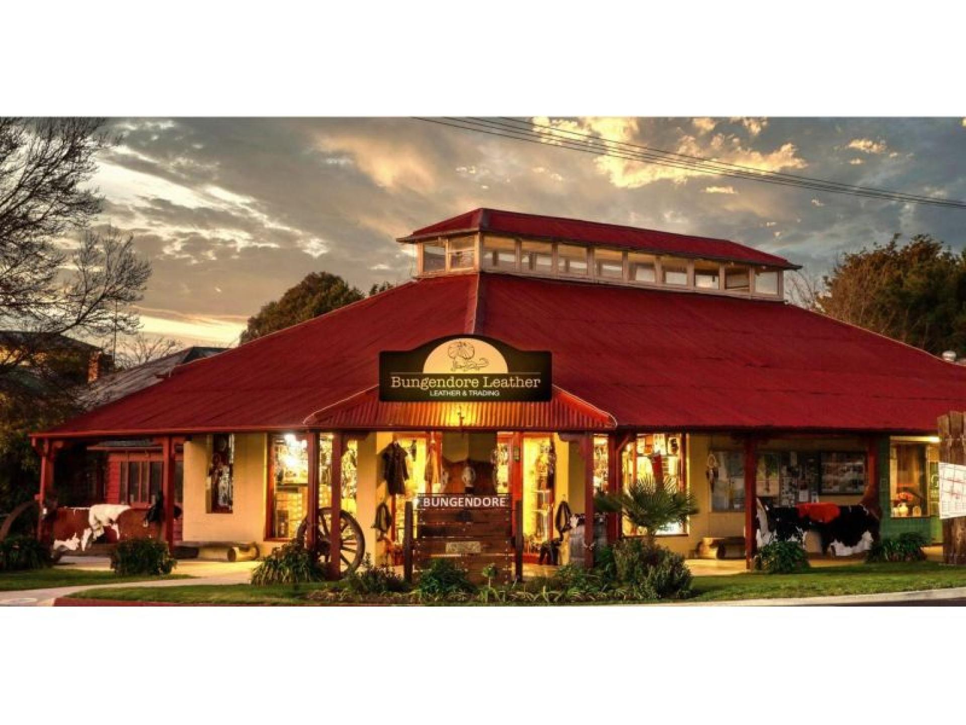 Bungendore Leather: A Tourist 680541 1