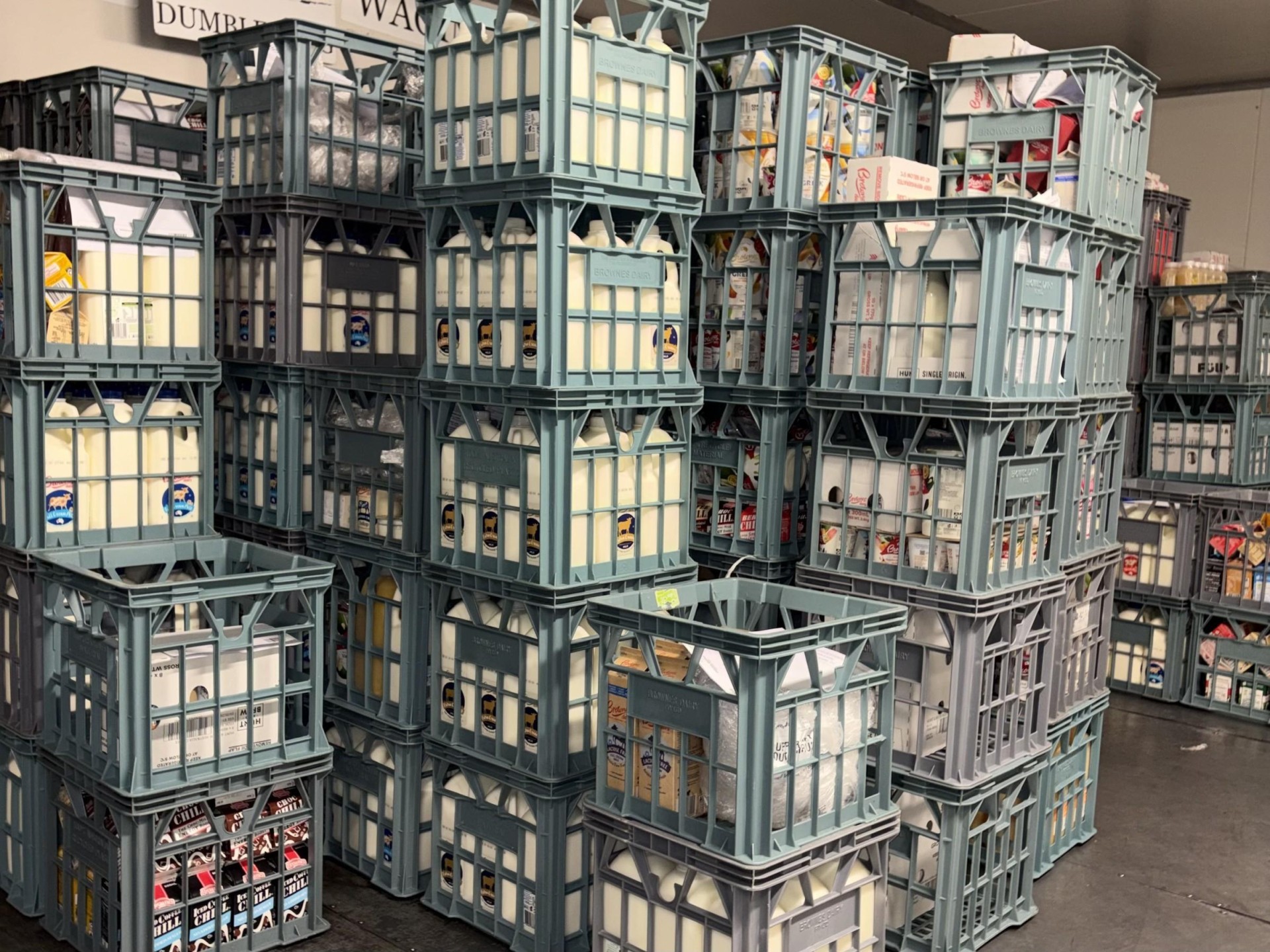 Distributor Of Everyday Essentials 678773 1