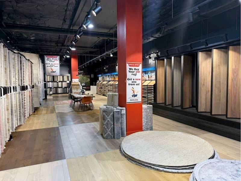 Premium Flooring Retail & 678398 3