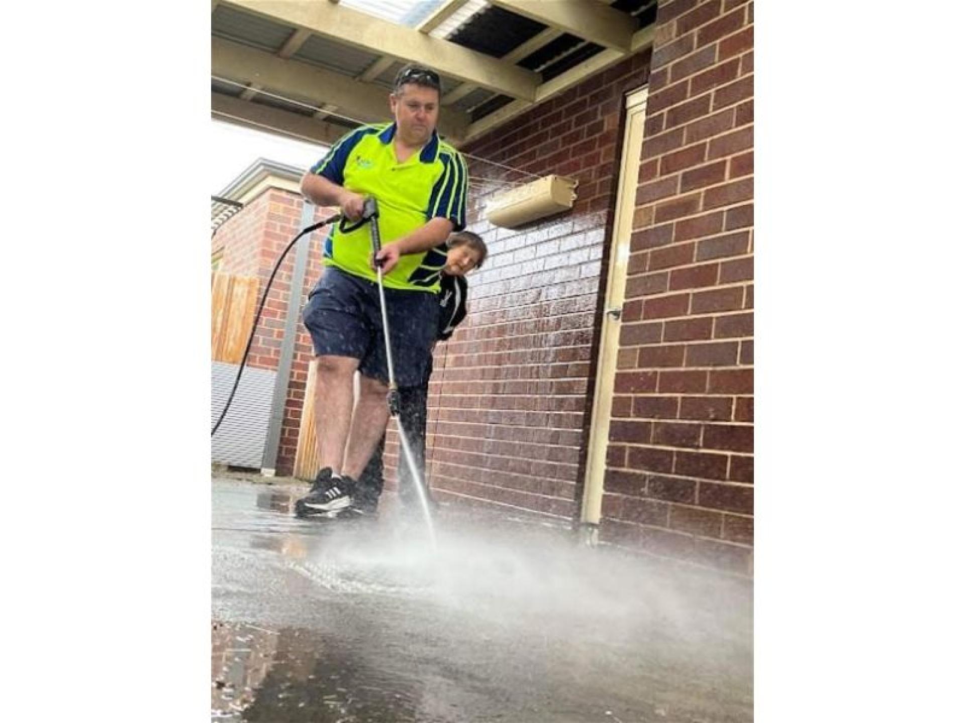 Cleaning & Restoration Business 678602 1