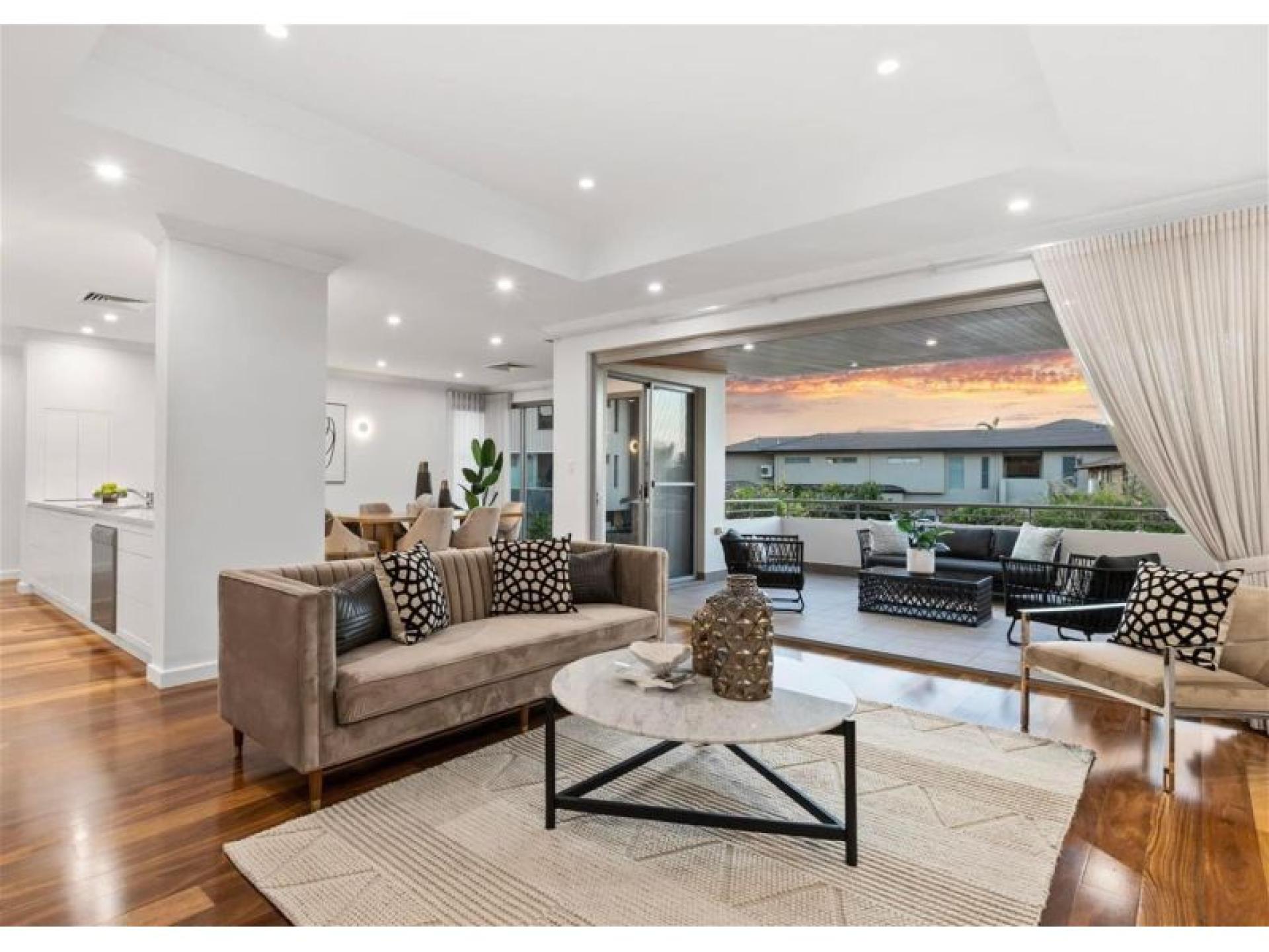 Home Staging/styling Business - 673056 3