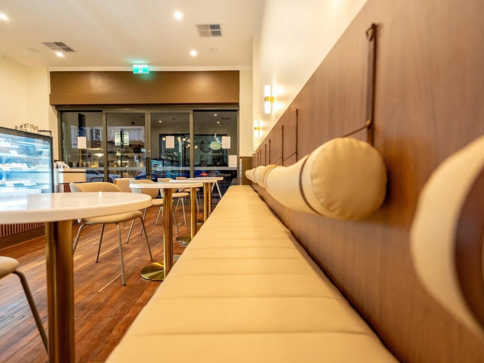 Rare Hospitality Opportunity – 679344 1