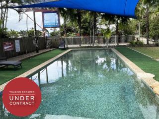 Far North Queensland Coastal Tropical Caravan Tourist Park - 896CPF