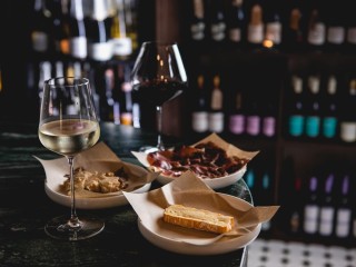 Boutique Wine Bar & Restaurant - Short Evening Hours - Brilliant Fit Out