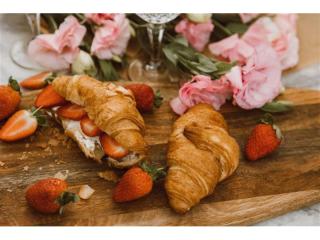 Inner City Cafe with Asian Inspired Menu 