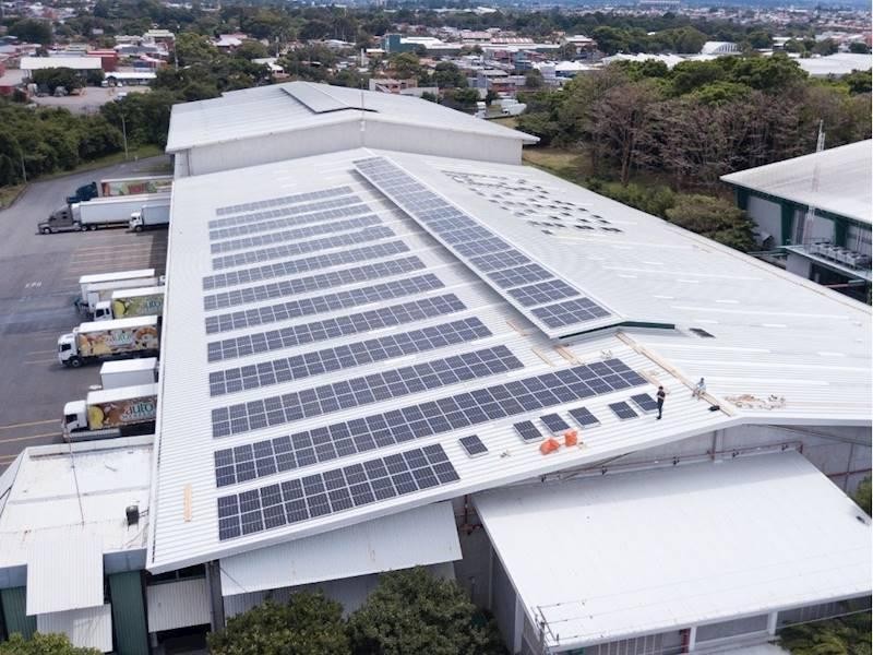 Solar & Battery Installer 679037 3
