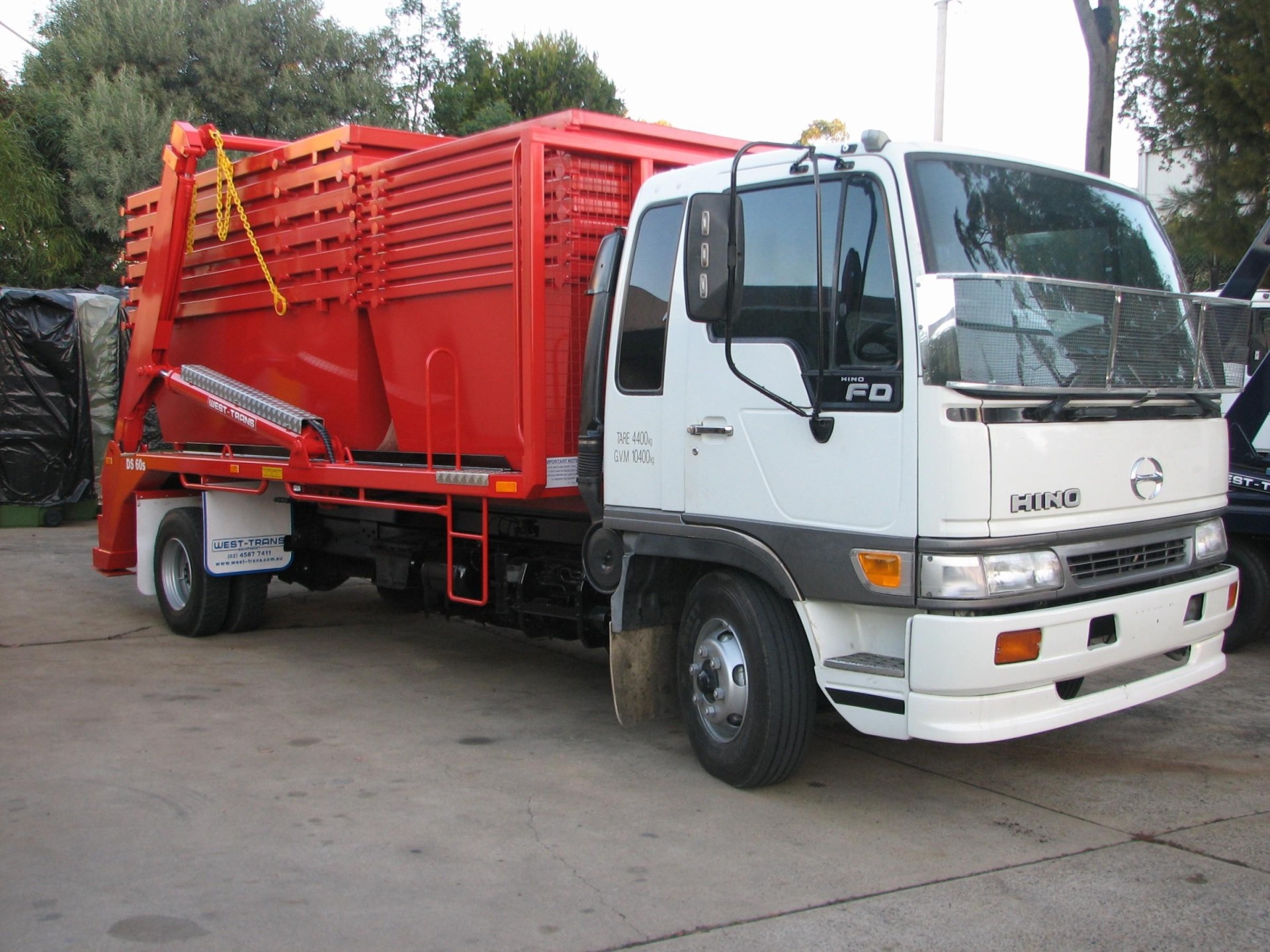 Skip Bin Hire & 680941 2
