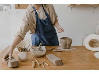Established and Creative E-Commerce Brand