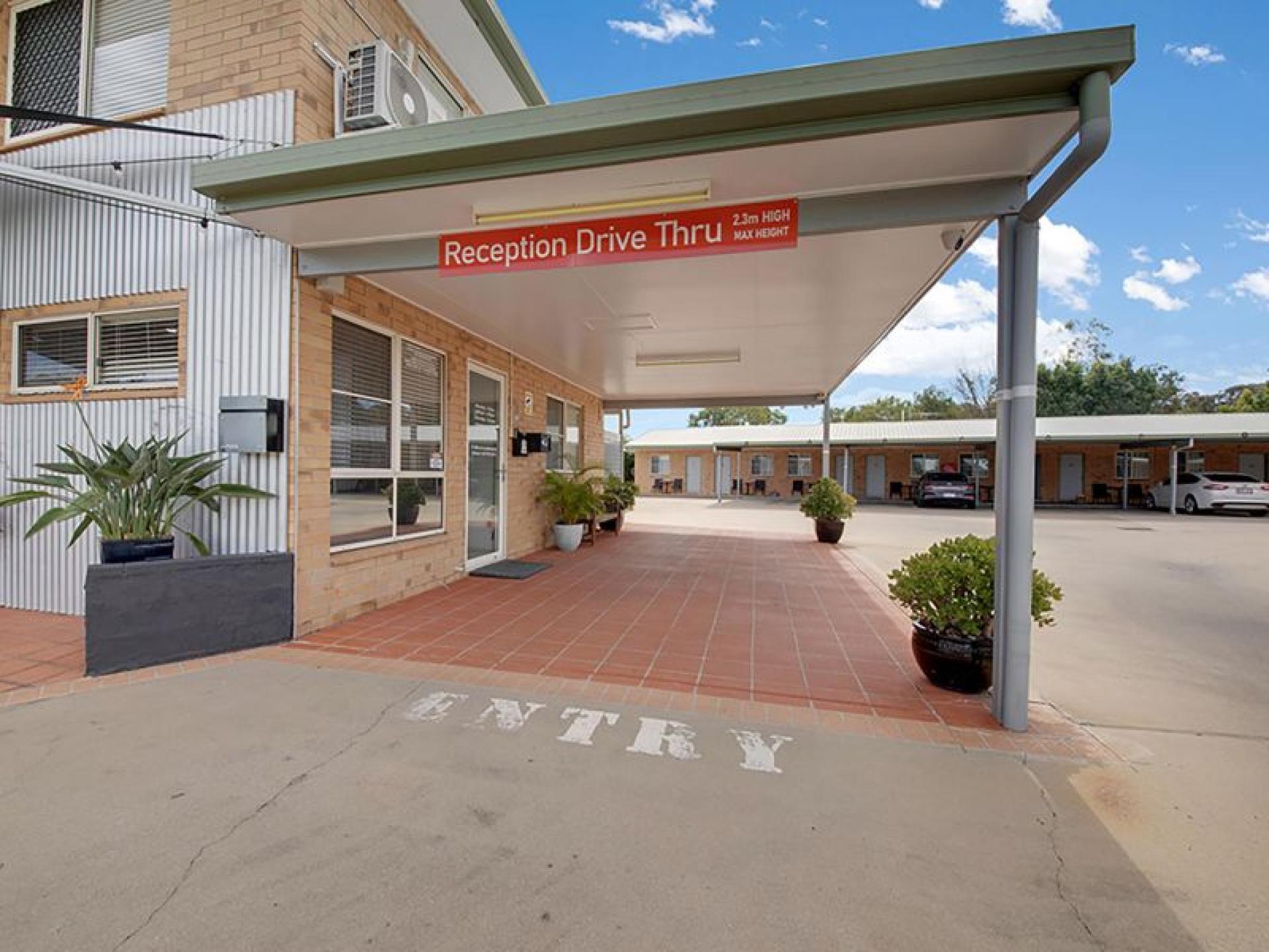 Leasehold Motel Opportunity - 683965 2