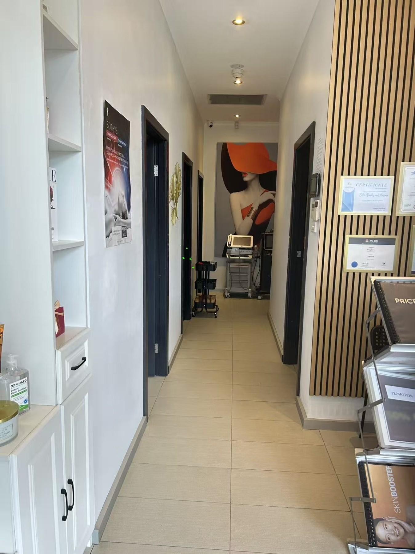 Turnkey Cosmetic & Laser 680246 3