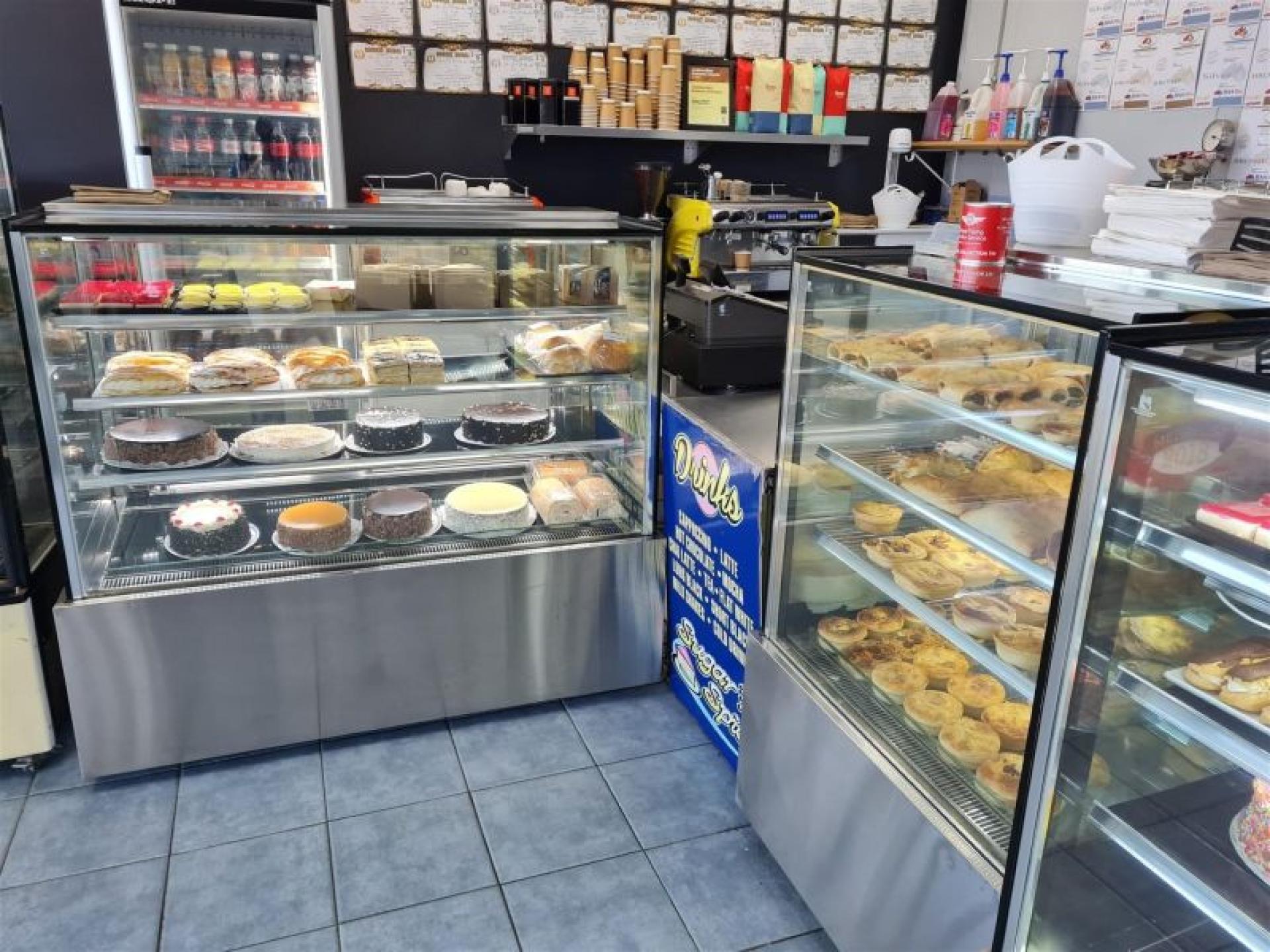 Sugar'n Spice Cafe - 664351 3