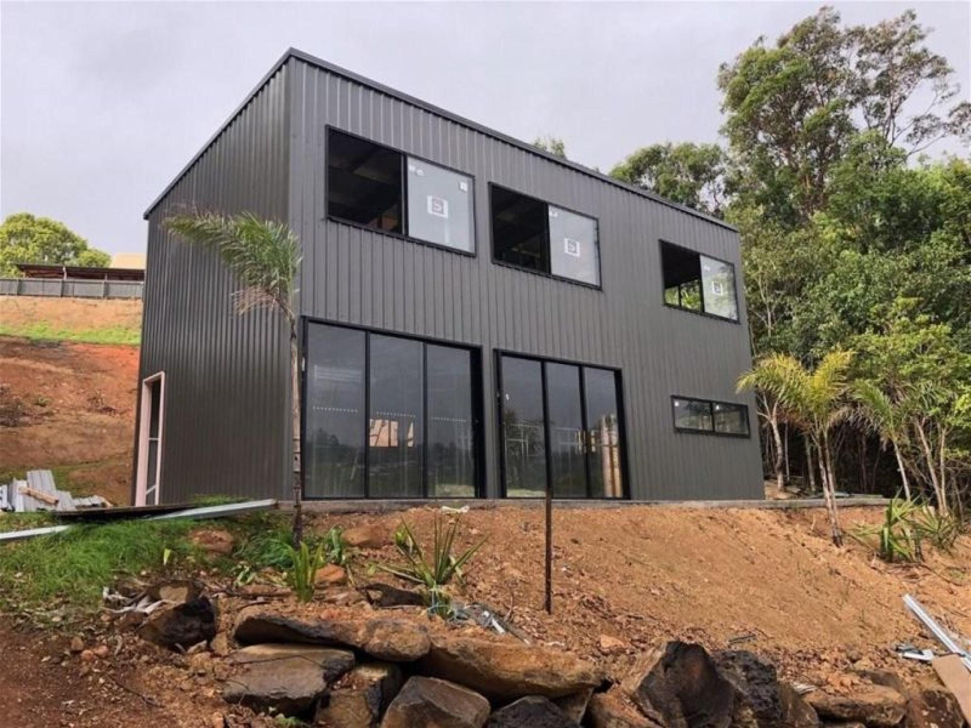 Well-established Steel Shed Building 667993 3