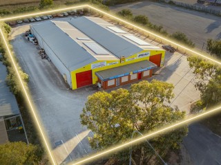 Freehold Automotive Repair Business Sale - 4303sqm of Land Included