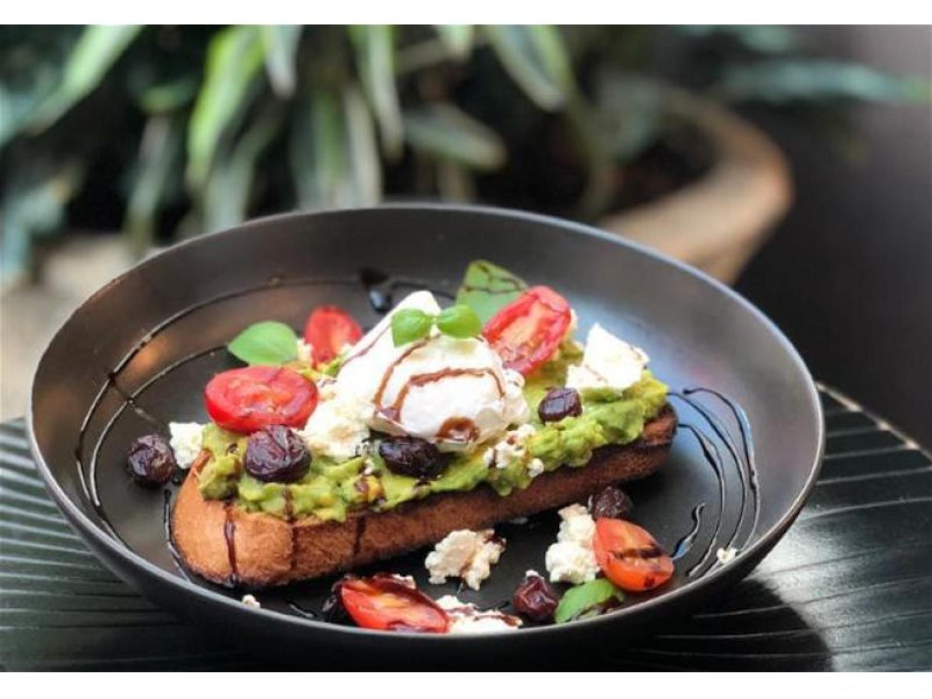 Cafe @ Northland S/centre 672633 1