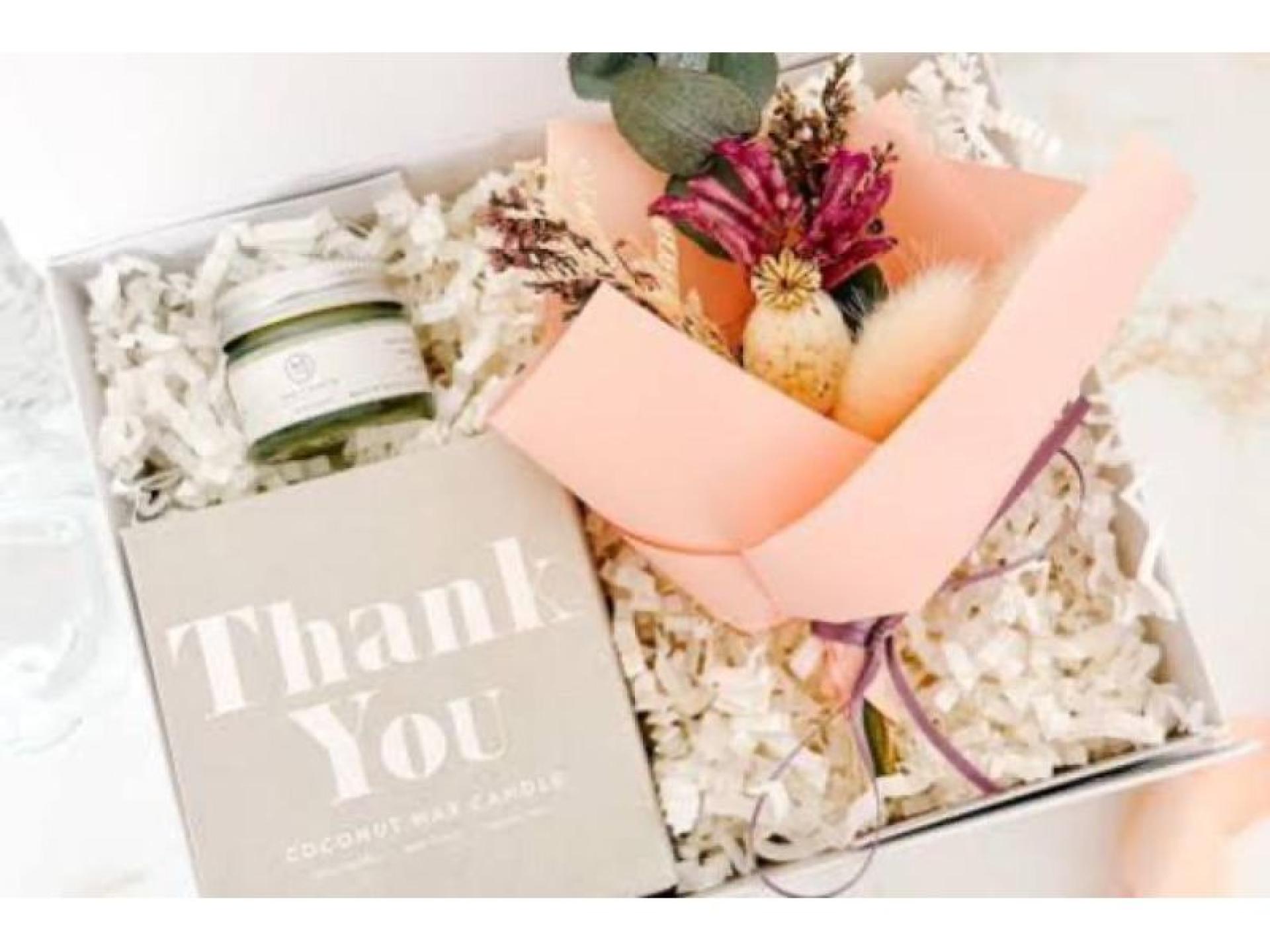 National Giftware Wholesaler With 684476 2